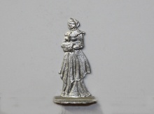 Dame, halbfrontal stehend